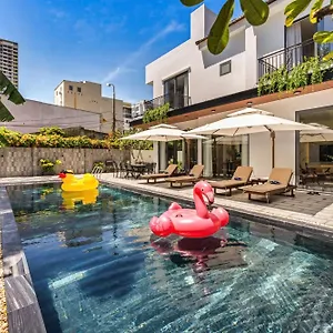  빌라 Luxurious 500m Villa, Private Pool, 300m To Beach 베트남