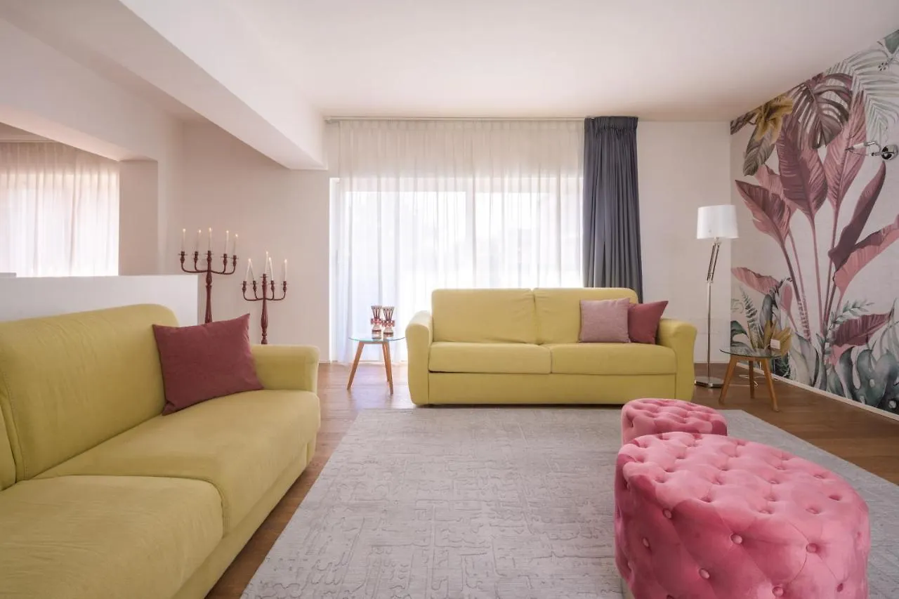 Centrale Mazzoni Apartments R&R Venice