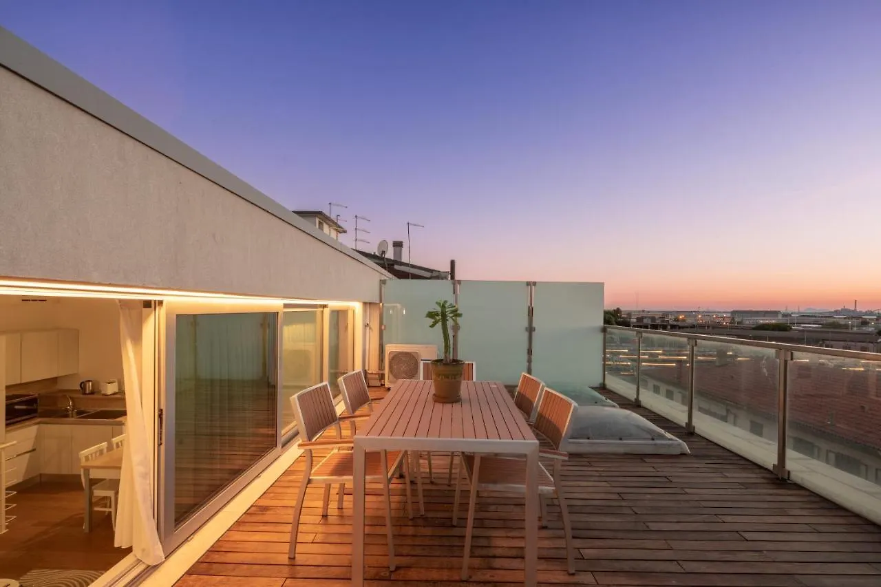 Centrale Mazzoni Apartments R&R Venice